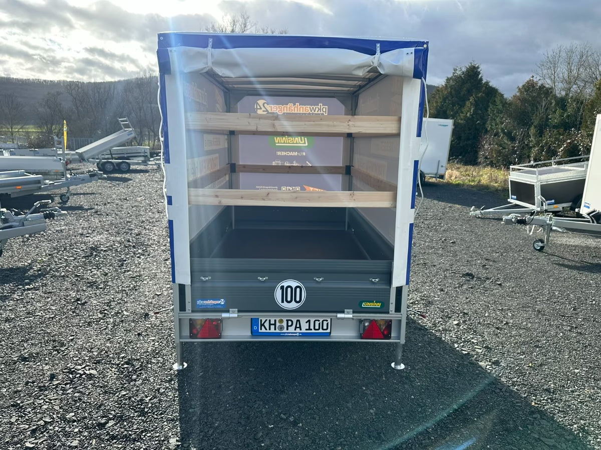Unsinn Planenanhänger 1.300kg