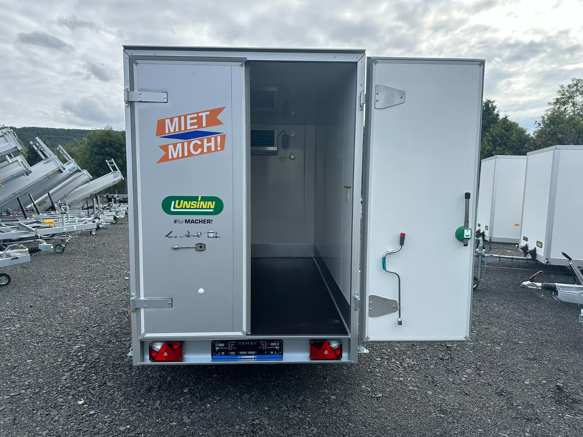 Unsinn Kühlanhänger 2.600 kg
